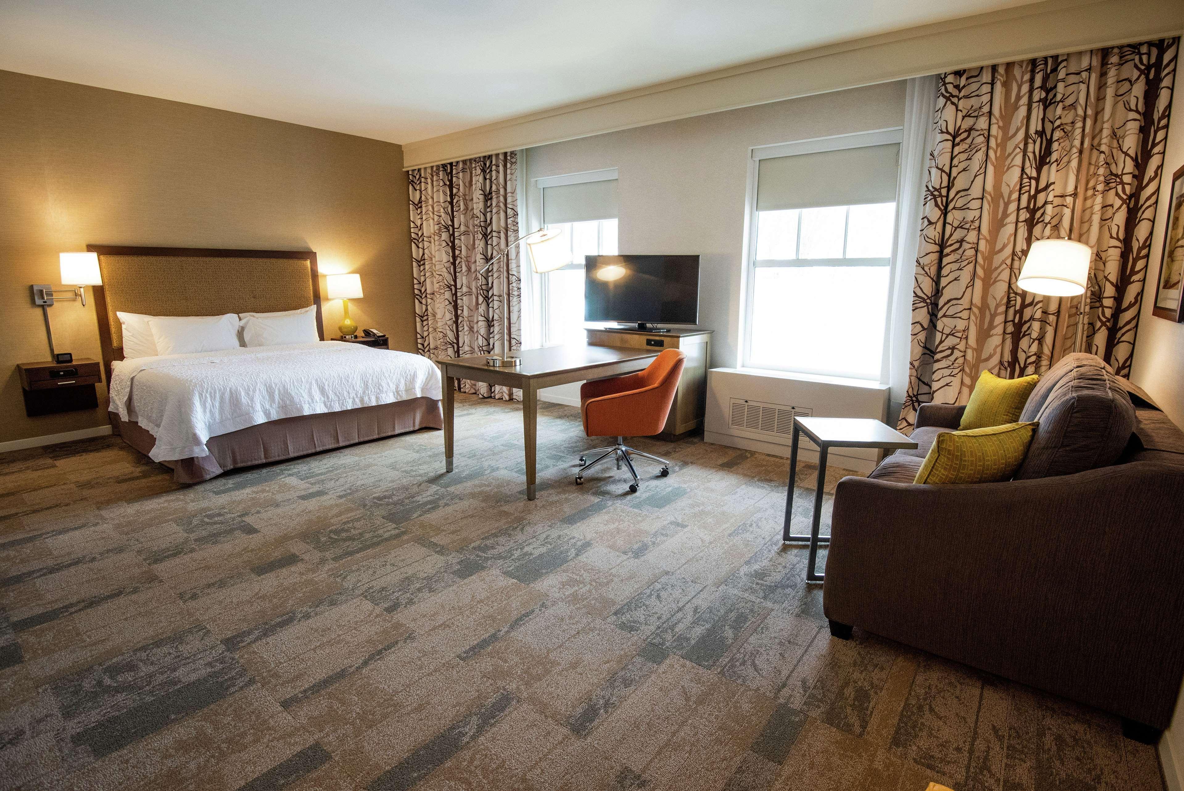 Hampton Inn & Suites Manchester, Vt Exterior foto